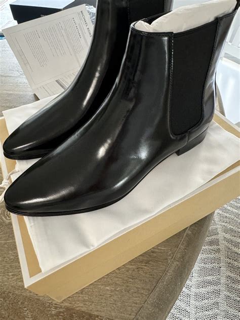 luca spazzolato leather ankle boots.